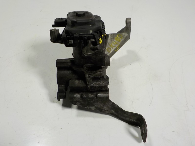 Recambio de valvula egr para peugeot 208 1.6 blue-hdi fap referencia OEM IAM 9833095880 9807369980 94676H02