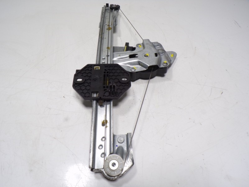 Recambio de elevalunas delantero derecho para dacia sandero 1.5 dci diesel fap cat referencia OEM IAM 807209299R 0371001M13616C0