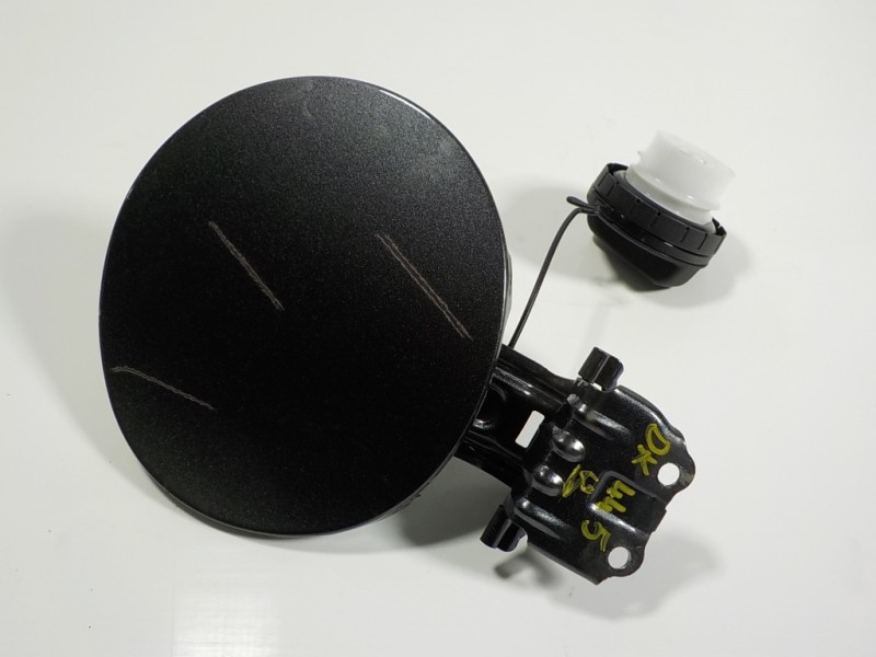 Recambio de tapa combustible para toyota yaris 1.5 vvti hev referencia OEM IAM 77350K0020  