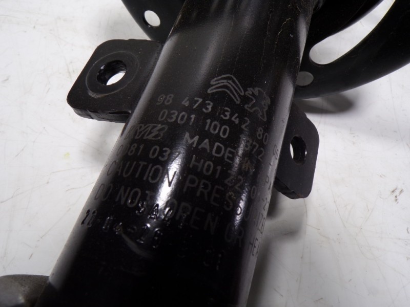 Recambio de amortiguador delantero izquierdo para toyota proace city 1.5 dci referencia OEM IAM  9847334280 