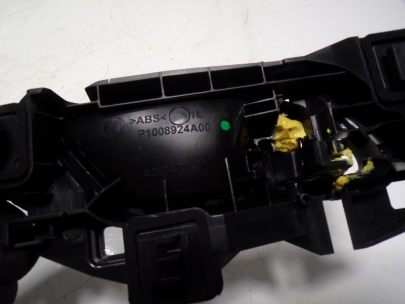 Recambio de maneta interior delantera izquierda para toyota proace city 1.5 dci referencia OEM IAM  9819743977 