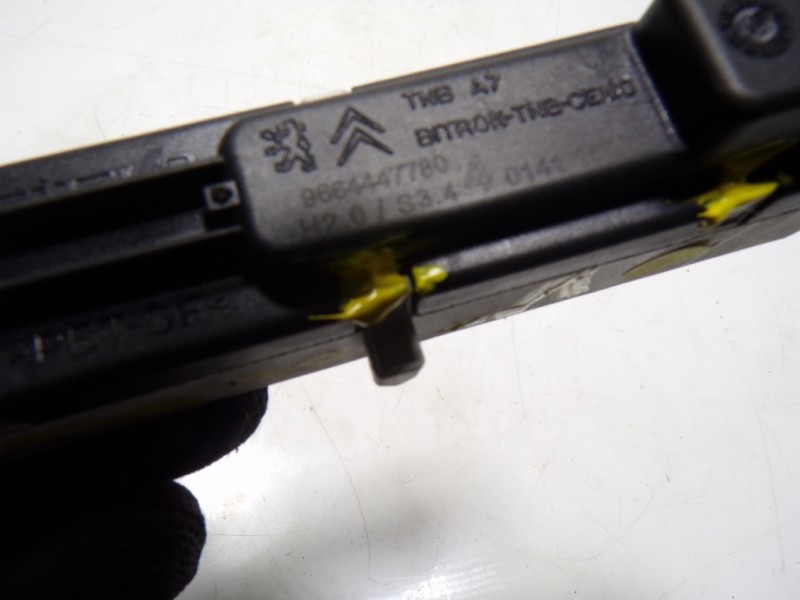 Recambio de modulo electronico para peugeot 207 cc 1.6 16v referencia OEM IAM 6106WG 9664447780 