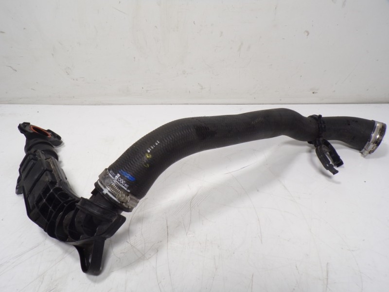 Recambio de tubo intercooler para toyota proace city 1.5 dci referencia OEM IAM  9810958280 