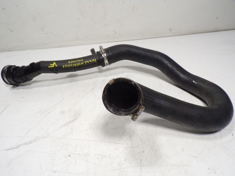 Recambio de tubo intercooler para toyota proace city 1.5 dci referencia OEM IAM  9831710780 