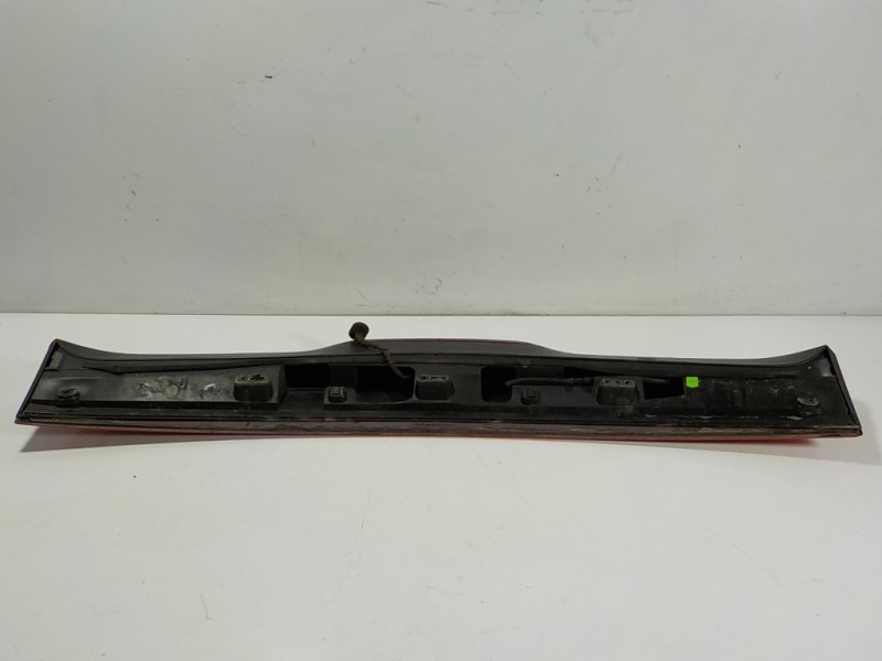 Recambio de aleron trasero para ford focus berlina (cap) 1.6 tdci cat referencia OEM IAM  4M51A44210A 