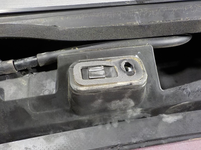 Recambio de aleron trasero para ford focus berlina (cap) 1.6 tdci cat referencia OEM IAM  4M51A44210A 