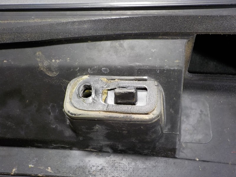 Recambio de aleron trasero para ford focus berlina (cap) 1.6 tdci cat referencia OEM IAM  4M51A44210A 