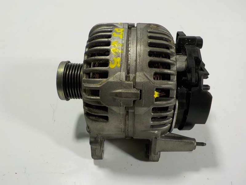 Recambio de alternador para seat ibiza (6j5) 1.2 tsi referencia OEM IAM 03F903023D 03F903023D 0124525201