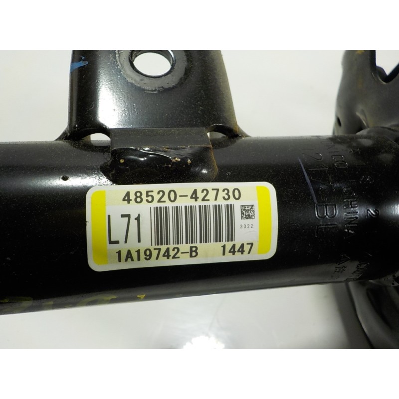 Recambio de amortiguador delantero izquierdo para toyota rav4 hybrid 4x2 advance referencia OEM IAM 4852080635 4852042730 1A1974