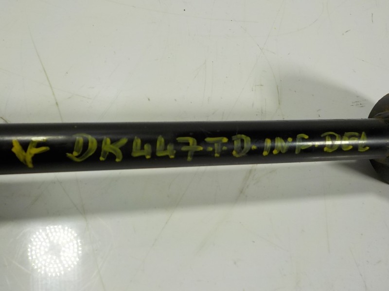 Recambio de brazo suspension inferior trasero derecho para toyota rav4 hybrid 4x2 advance referencia OEM IAM 4871042040  