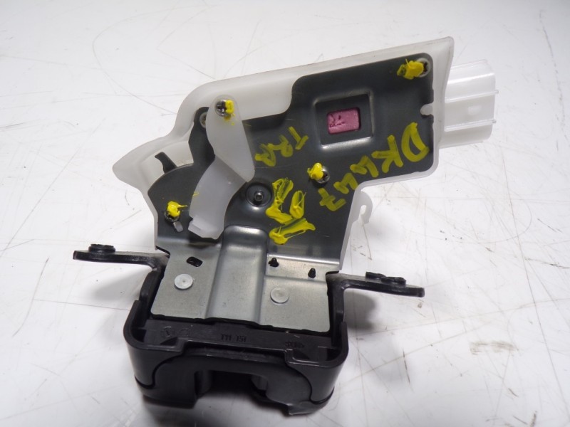 Recambio de cerradura maletero / porton para toyota rav4 hybrid 4x2 advance referencia OEM IAM 6935042090  