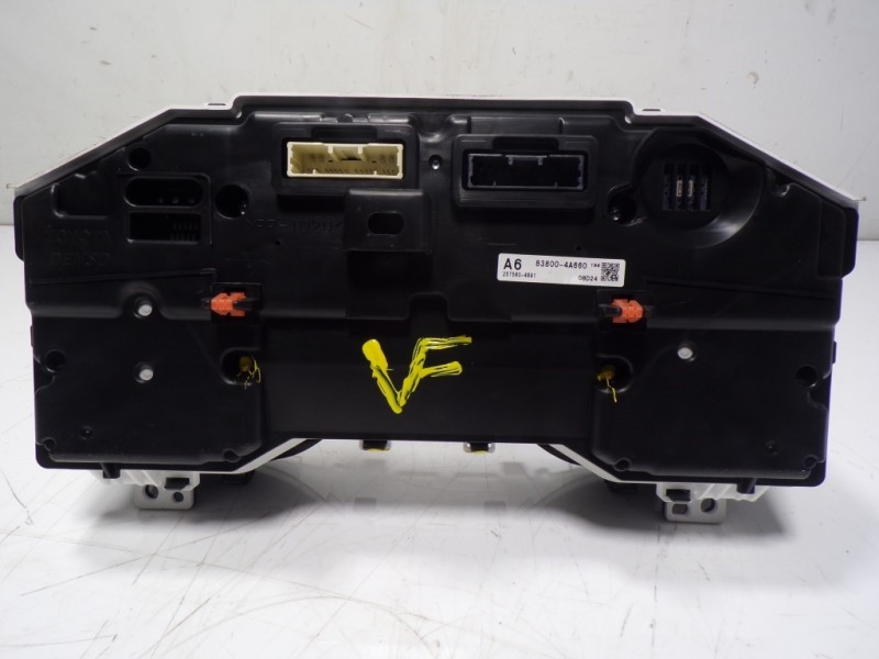 Recambio de cuadro instrumentos para toyota rav4 hybrid 4x2 advance referencia OEM IAM 838004A660 838004A660 
