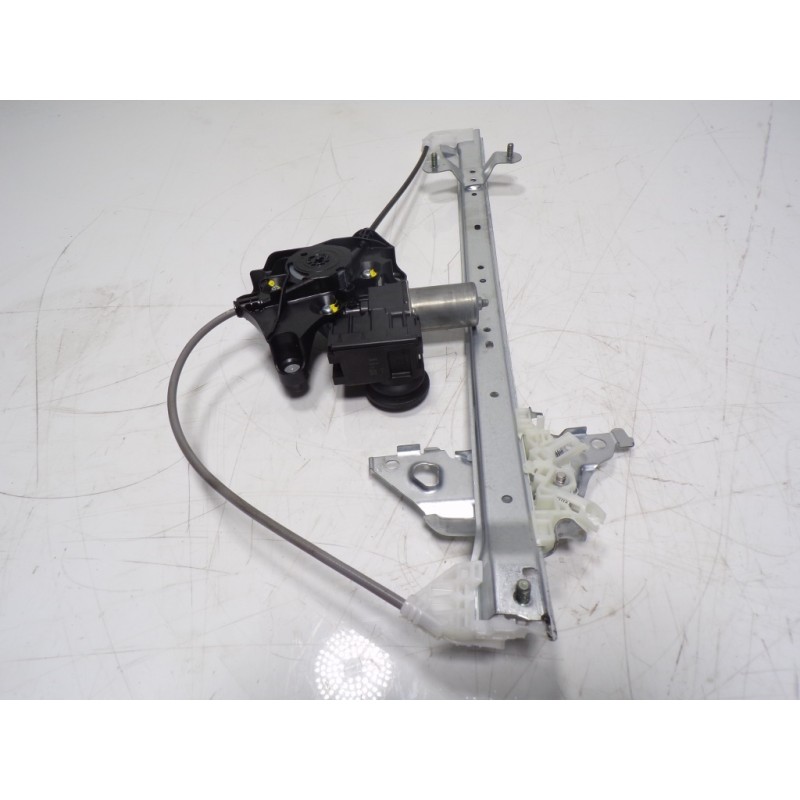 Recambio de elevalunas trasero derecho para toyota rav4 hybrid 4x2 advance referencia OEM IAM 6980342062 8572042140 0620205531