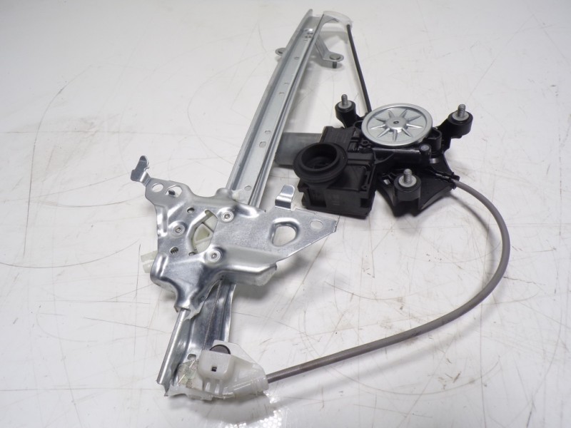 Recambio de elevalunas trasero derecho para toyota rav4 hybrid 4x2 advance referencia OEM IAM 6980342062 8572042140 0620205531