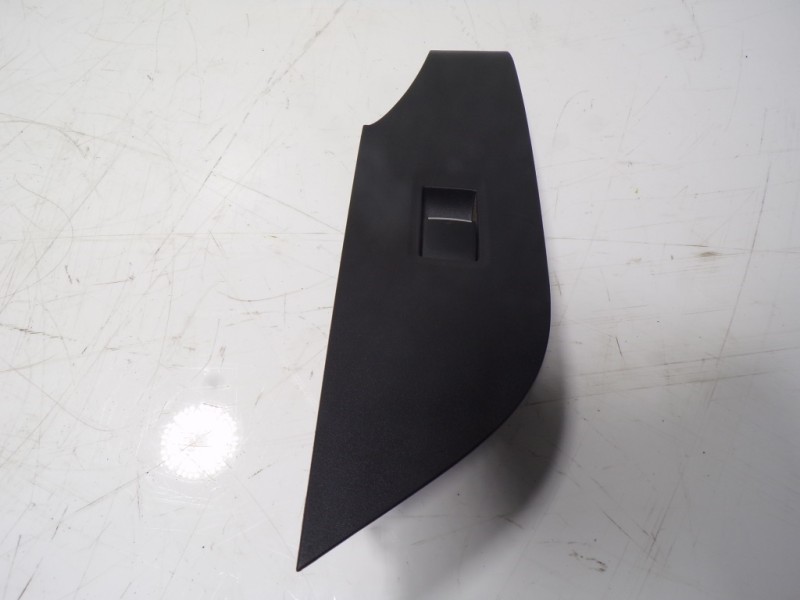 Recambio de mando elevalunas delantero derecho para toyota rav4 hybrid 4x2 advance referencia OEM IAM 7423142340 7423142340 