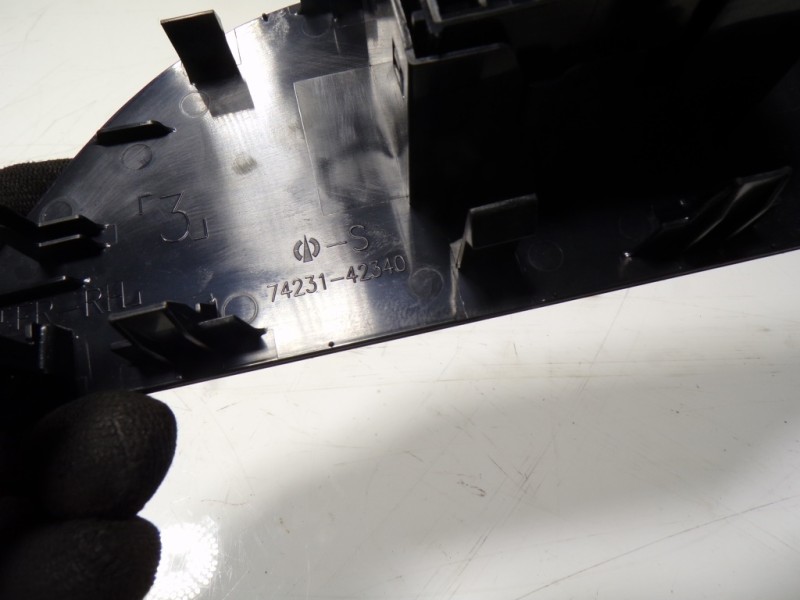 Recambio de mando elevalunas delantero derecho para toyota rav4 hybrid 4x2 advance referencia OEM IAM 7423142340 7423142340 