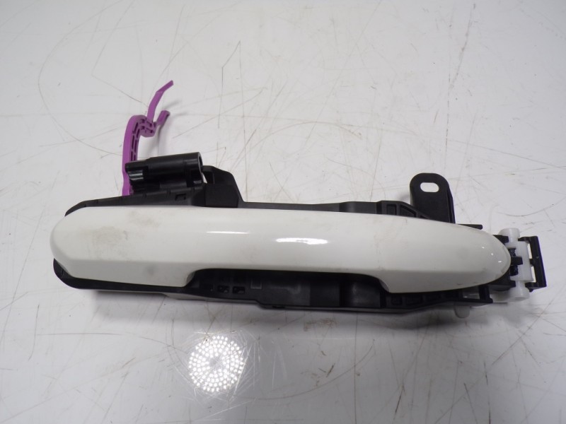 Recambio de maneta exterior trasera derecha para toyota rav4 hybrid 4x2 advance referencia OEM IAM 6921142080A0  