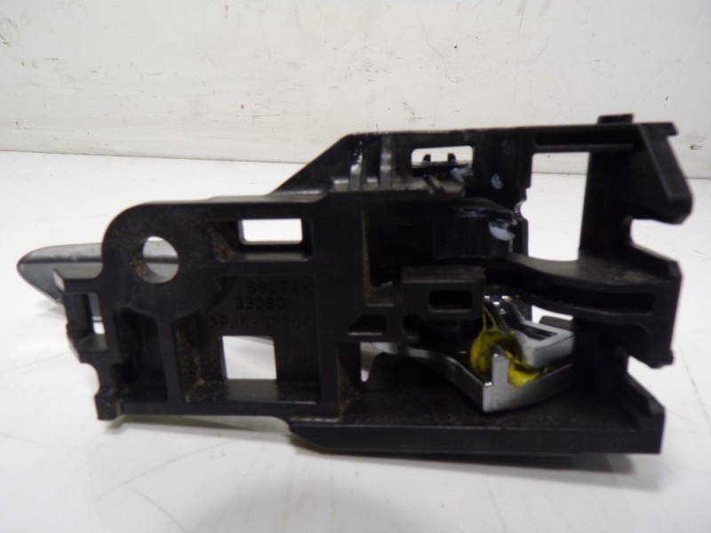 Recambio de maneta interior delantera izquierda para toyota rav4 hybrid 4x2 advance referencia OEM IAM 6920633150C0 6927433060 