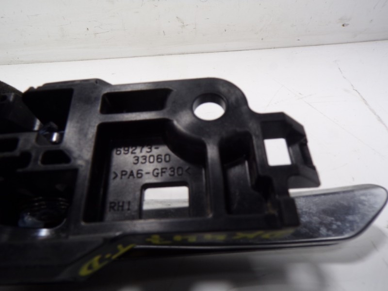 Recambio de maneta interior trasera derecha para toyota rav4 hybrid 4x2 advance referencia OEM IAM 6920533140C0 6927333060 