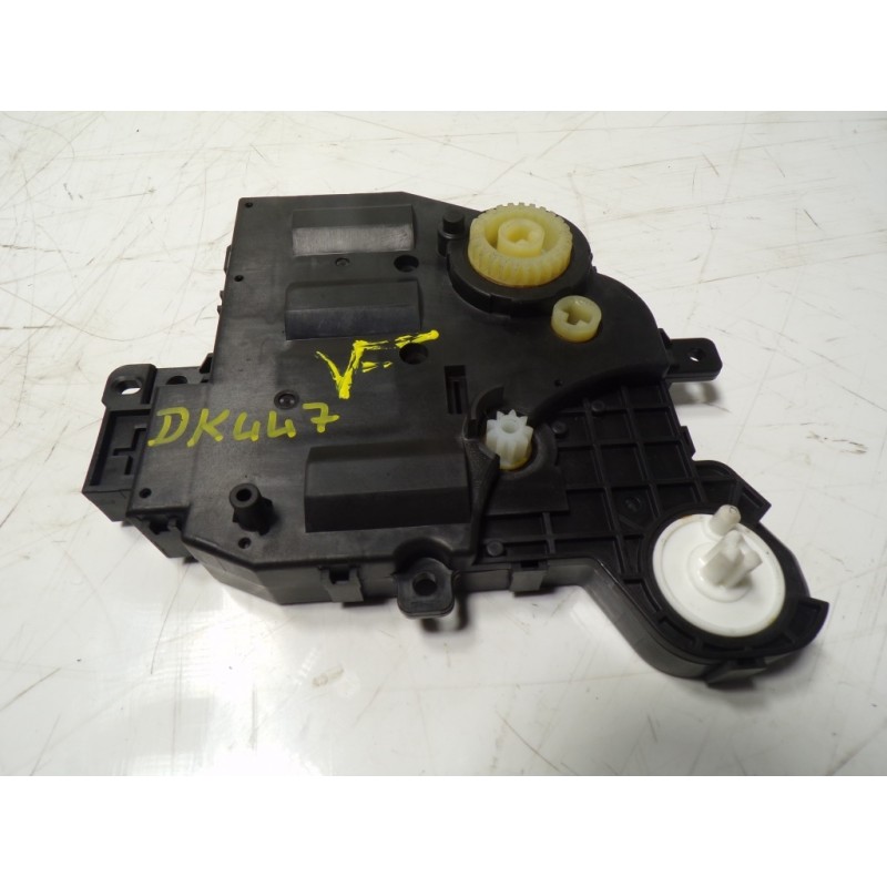 Recambio de modulo electronico para toyota rav4 hybrid 4x2 advance referencia OEM IAM  0638009004 