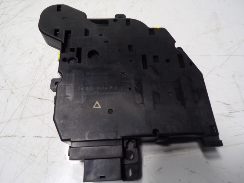 Recambio de modulo electronico para toyota rav4 hybrid 4x2 advance referencia OEM IAM  0638009004 