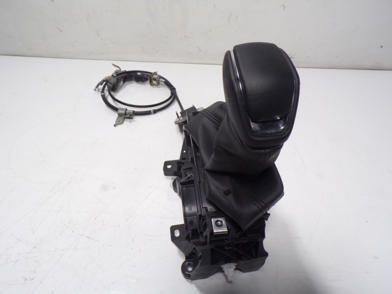 Recambio de palanca cambio para toyota rav4 hybrid 4x2 advance referencia OEM IAM 3356012650 750892 