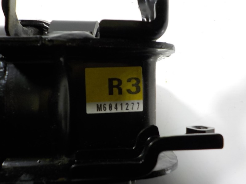 Recambio de soporte motor derecho para toyota rav4 hybrid 4x2 advance referencia OEM IAM 1230525040 MB041277 