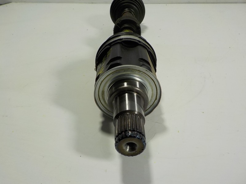 Recambio de transmision izquierda para toyota rav4 hybrid 4x2 advance referencia OEM IAM 4342033340 1060705 21060520355