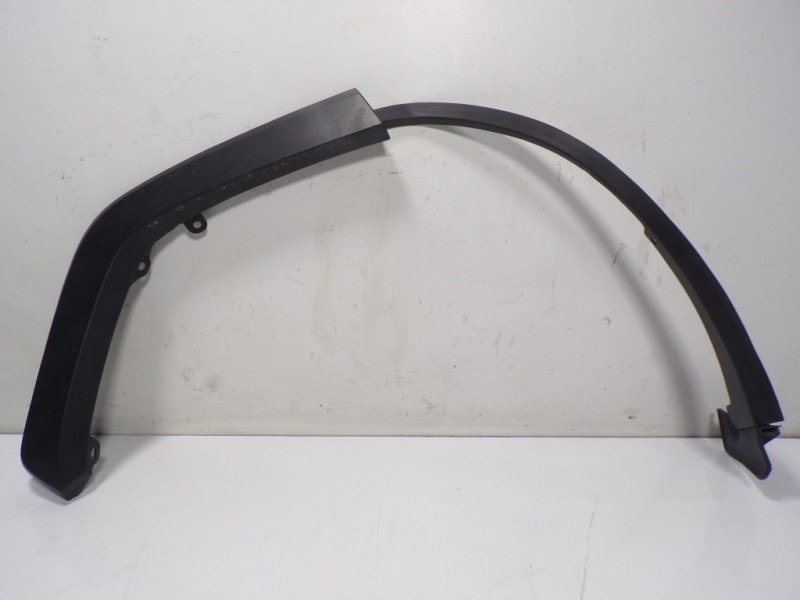 Recambio de aletin trasero derecho para toyota rav4 hybrid 4x2 advance referencia OEM IAM 7506142010  