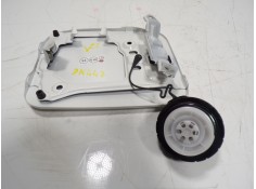 Recambio de tapa combustible para toyota rav4 hybrid 4x2 advance referencia OEM IAM 7735042100   2