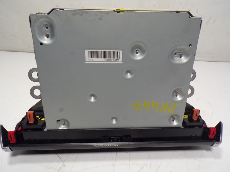 Recambio de sistema navegacion gps para toyota rav4 hybrid 4x2 advance referencia OEM IAM 8614042C00 8614042C00 1140004210C101