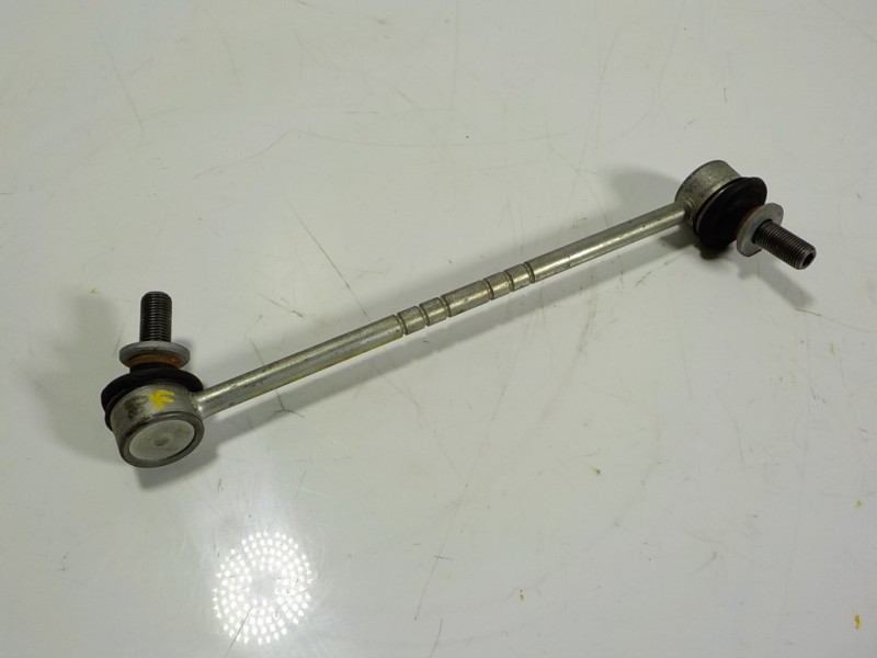 Recambio de tirante delantero izquierdo para toyota rav4 hybrid 4x2 advance referencia OEM IAM 4882042040  