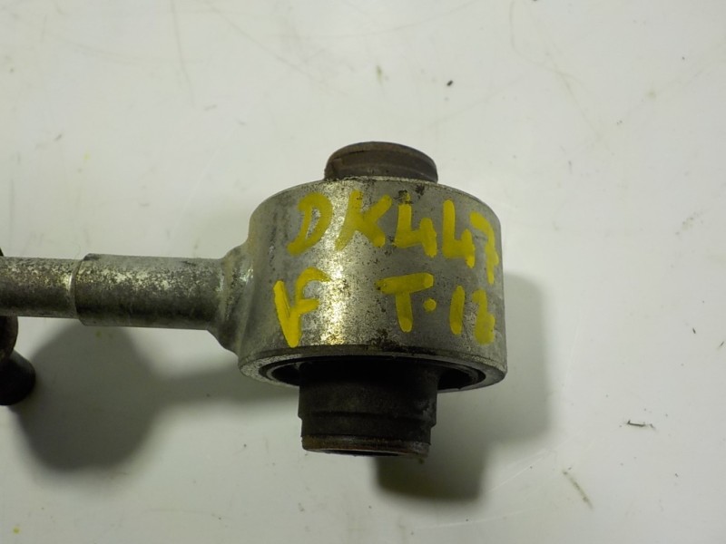 Recambio de tirante trasero izquierdo para toyota rav4 hybrid 4x2 advance referencia OEM IAM 4883042030  