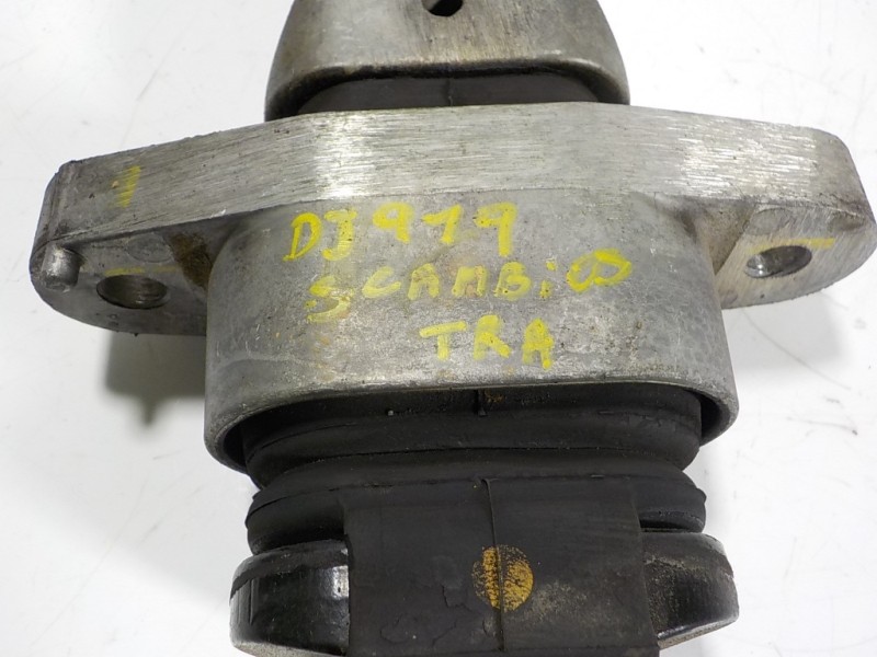 Recambio de soporte cambio para hyundai tucson 1.7 crdi cat referencia OEM IAM 21950D3100 21950D3100 