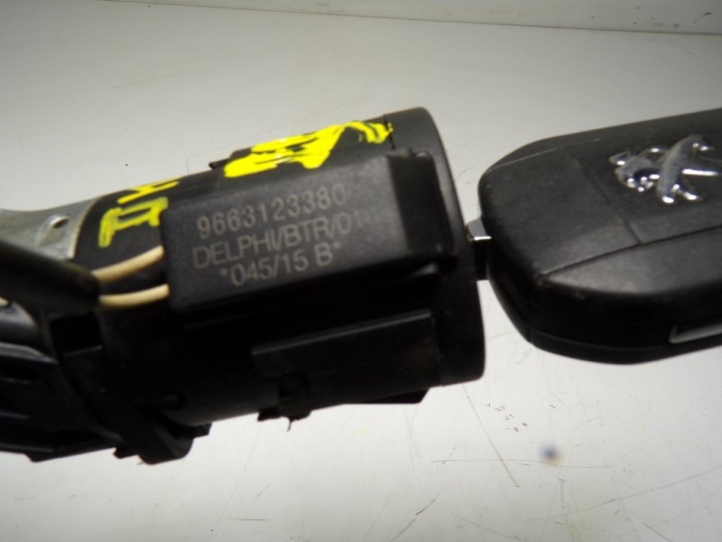 Recambio de antirrobo para peugeot 2008 (--.2013) 1.6 16v e-hdi fap referencia OEM IAM 1608682880 9663123380 