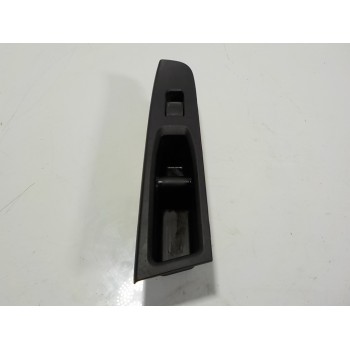 MANDO ELEVALUNAS DELANTERO DERECHO 742310D700C2 742310D700 