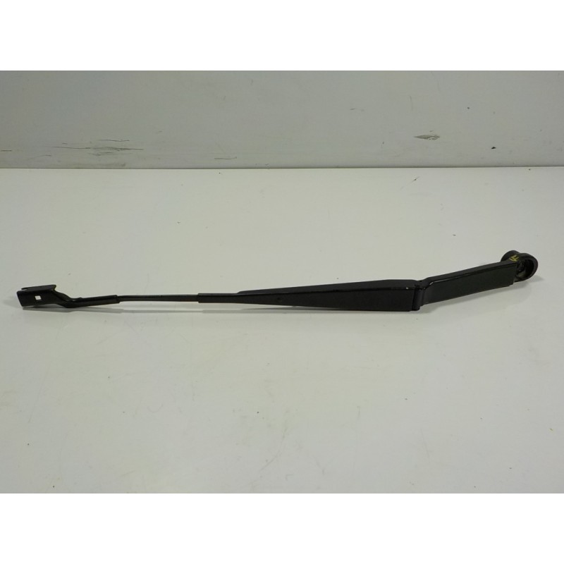 Recambio de brazo limpia delantero izquierdo para subaru xv (g5) executive plus referencia OEM IAM   