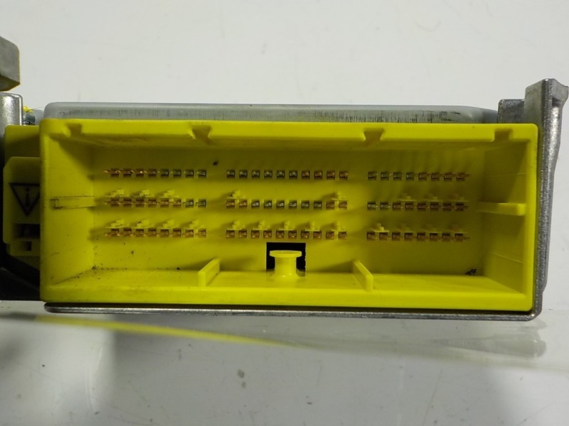 Recambio de centralita airbag para subaru xv (g5) executive plus referencia OEM IAM  98221FL160 