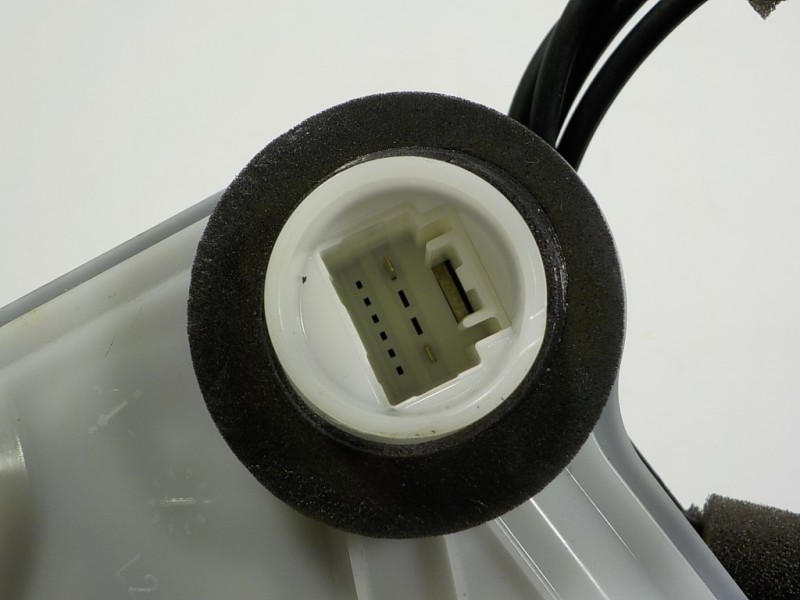 Recambio de cerradura puerta delantera izquierda para subaru xv (g5) executive plus referencia OEM IAM  80530032 