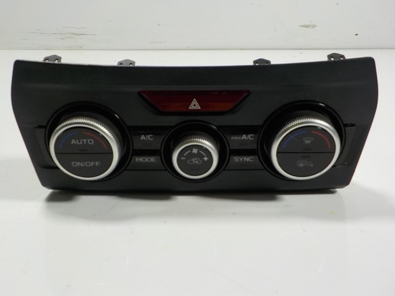Recambio de mando climatizador para subaru xv (g5) executive plus referencia OEM IAM  72311FL332 