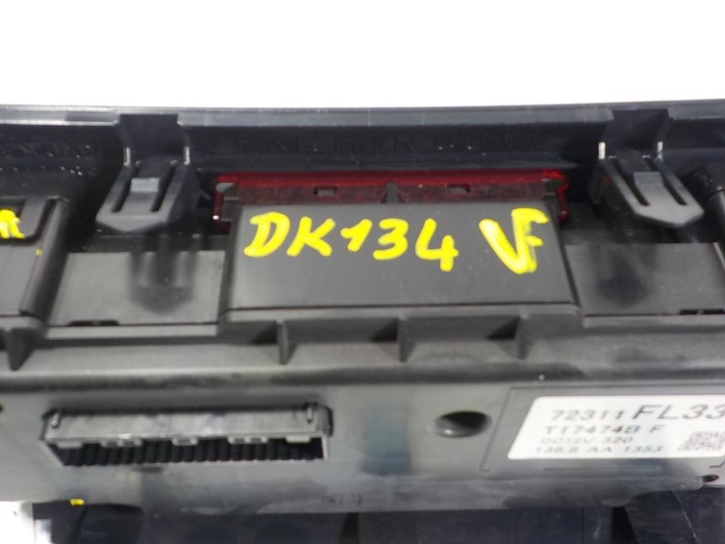 Recambio de mando climatizador para subaru xv (g5) executive plus referencia OEM IAM  72311FL332 