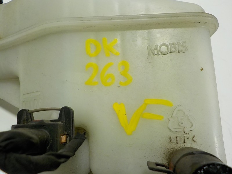 Recambio de bomba freno para kia cee´d 1.4 crdi cat referencia OEM IAM 58510A5200  