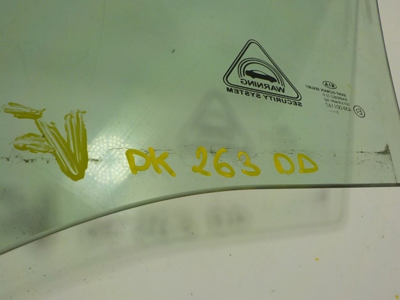 Recambio de cristal puerta delantero derecho para kia cee´d 1.4 crdi cat referencia OEM IAM 82420A2010  