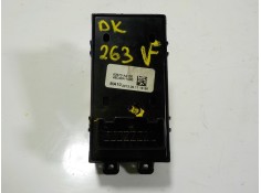Recambio de mando elevalunas delantero izquierdo para kia cee´d 1.4 crdi cat referencia OEM IAM 93570A2100WK 93570A2100 49D49A10 2