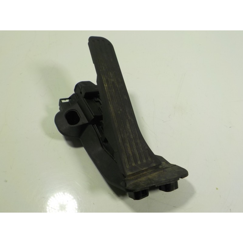 Recambio de potenciometro pedal para audi a3 sportback (8p) 2.0 tdi referencia OEM IAM 1K2721503AJ 011040711 