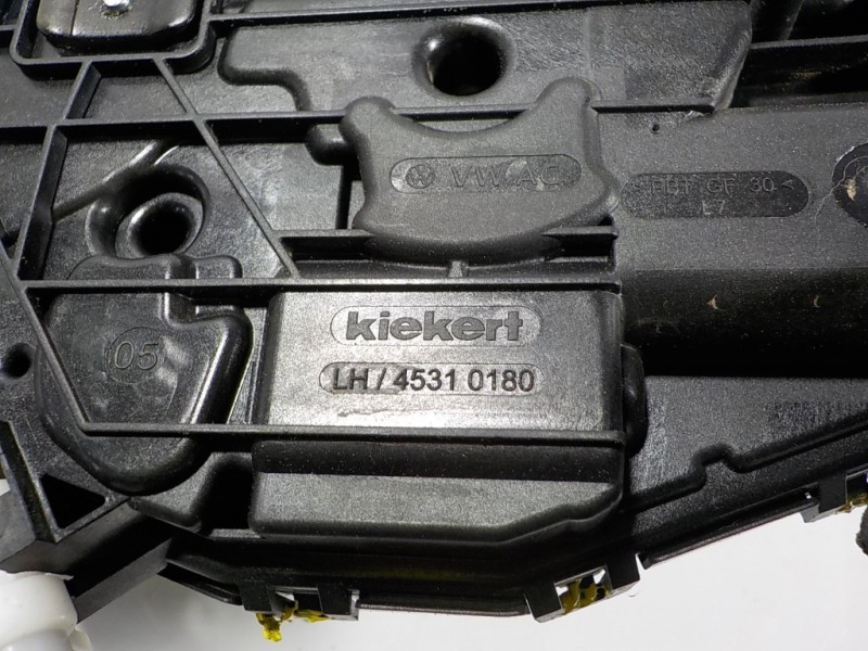 Recambio de cerradura puerta delantera izquierda para audi q4 e-tron aq4e f4bac3 referencia OEM IAM 5TB837015C 5TB837015C 