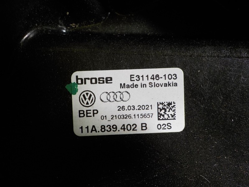Recambio de elevalunas trasero derecho para audi q4 e-tron aq4e f4bac3 referencia OEM IAM 11A839462B 11A839402B 01210326115657