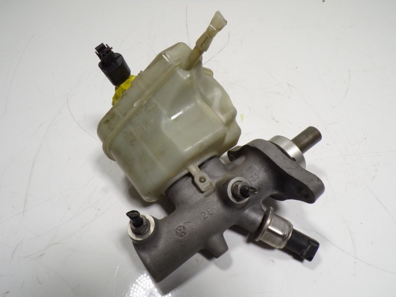 Recambio de bomba freno para volkswagen touareg (7l6) 3.0 v6 tdi dpf referencia OEM IAM 7L0611019E D4380884921 