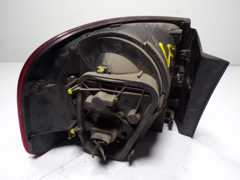 Recambio de piloto trasero derecho para volkswagen touareg (7l6) 3.0 v6 tdi dpf referencia OEM IAM 7L6945096P  