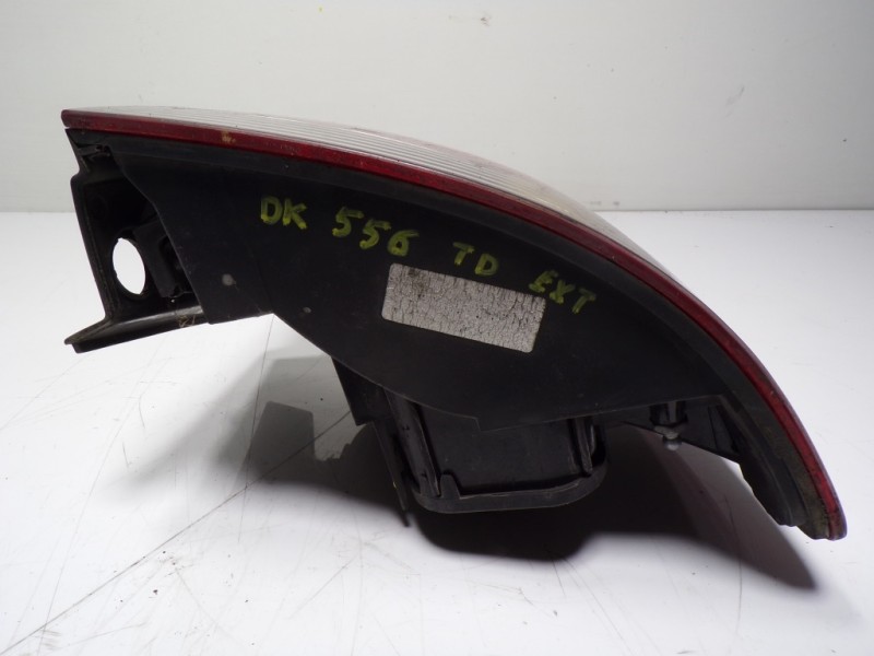 Recambio de piloto trasero derecho para volkswagen touareg (7l6) 3.0 v6 tdi dpf referencia OEM IAM 7L6945096P  